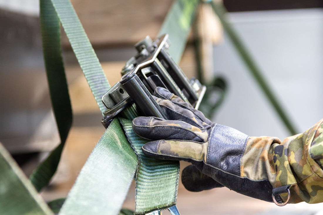 5 Top Tips: Using Standard Ratchet Straps Correctly & Safely